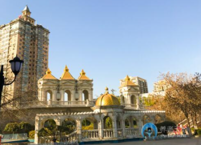 北京和煦養老街心花園托老所與天通大愛頤養中心對比分析