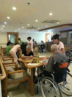 銀發歲月安，溫情伴康年——私人養老院為長者康復點亮溫暖明燈